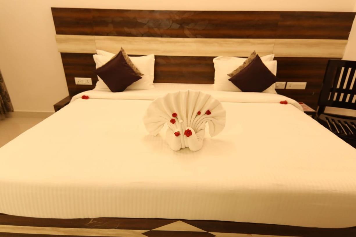 Sri Gnana Vedha Beach Residency Velankanni Exterior foto