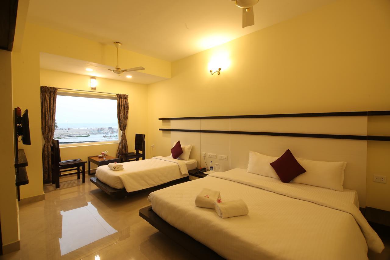 Sri Gnana Vedha Beach Residency Velankanni Exterior foto